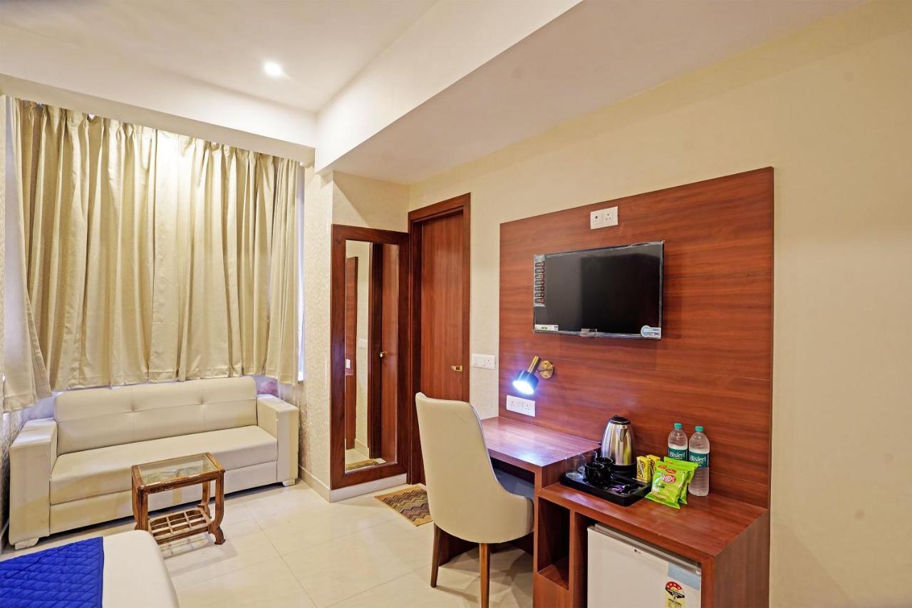 Hotel Diamond Admire -Corporate Stay Business Hotel By F9 Hotels Нойда Экстерьер фото
